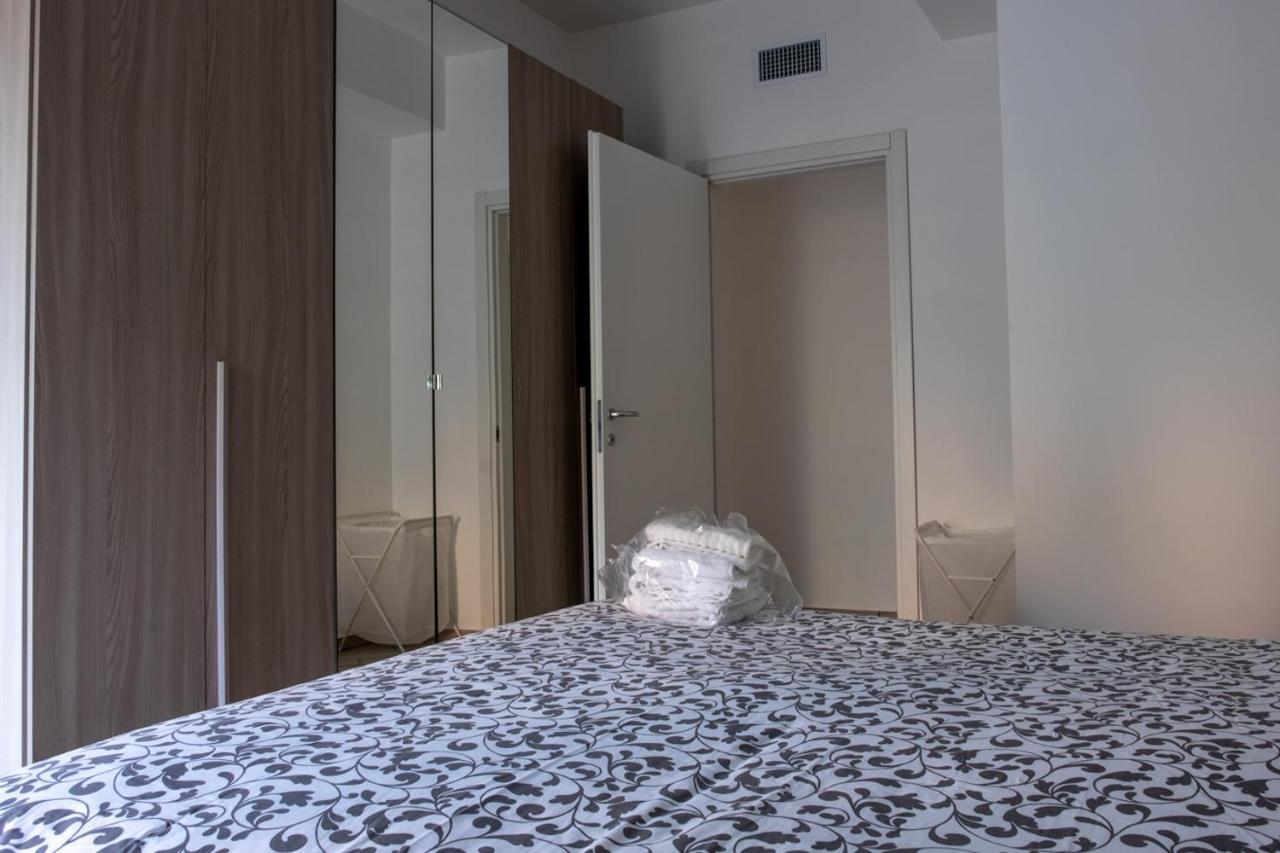 Home Hotel Senago Exterior foto